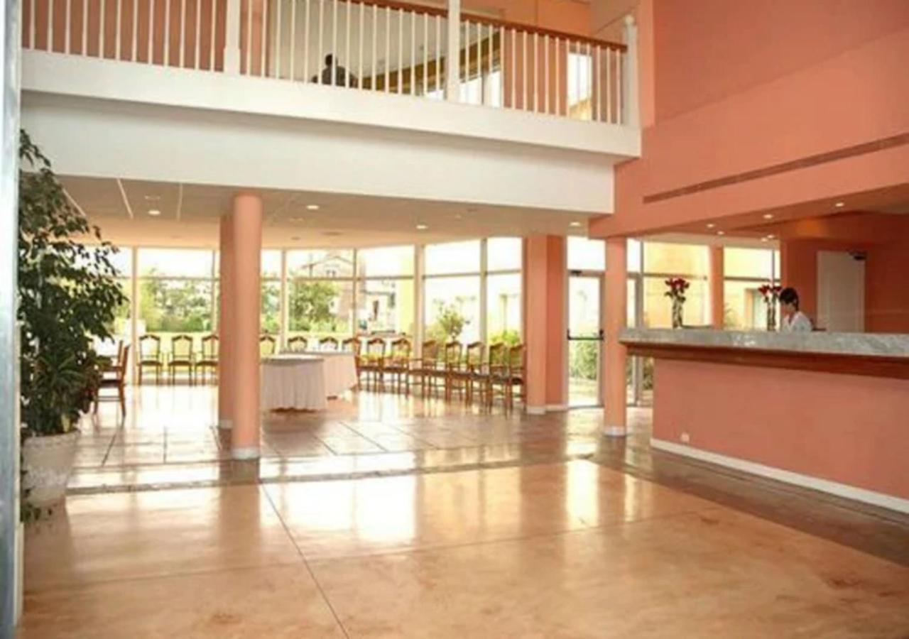 Paradores Austral Bahía Blanca Eksteriør billede