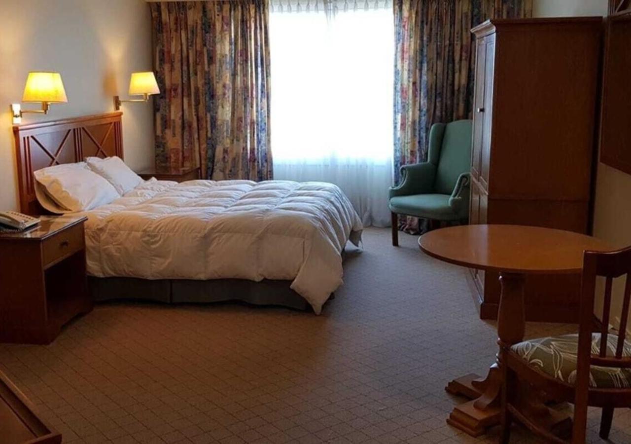 Paradores Austral Bahía Blanca Eksteriør billede